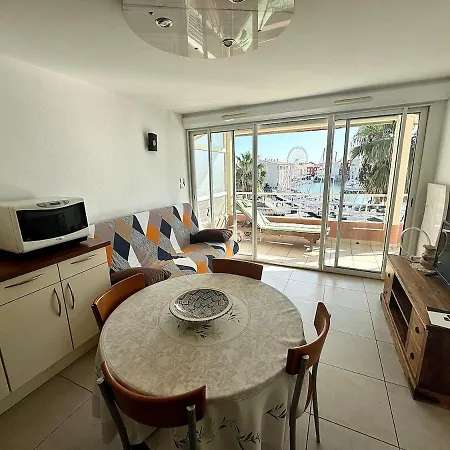 - Cap D'agde Vue Port 아그