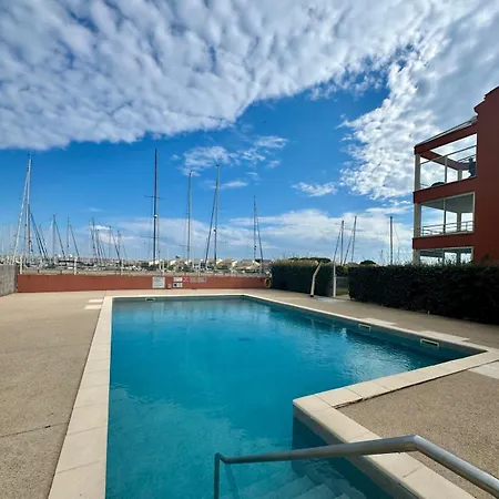 - Cap D'agde Vue Port Apartment *