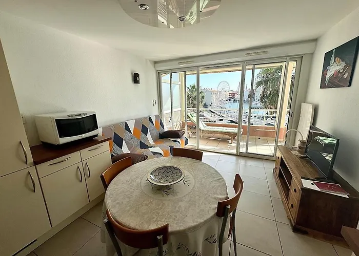 - Cap D'agde Vue Port Agde