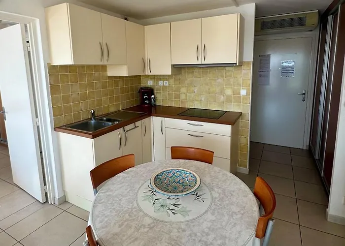 - Cap D'agde Vue Port Apartamento *